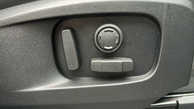 Land Rover Defender 2.0 D240 First Edition 110 5dr Auto Diesel Estate